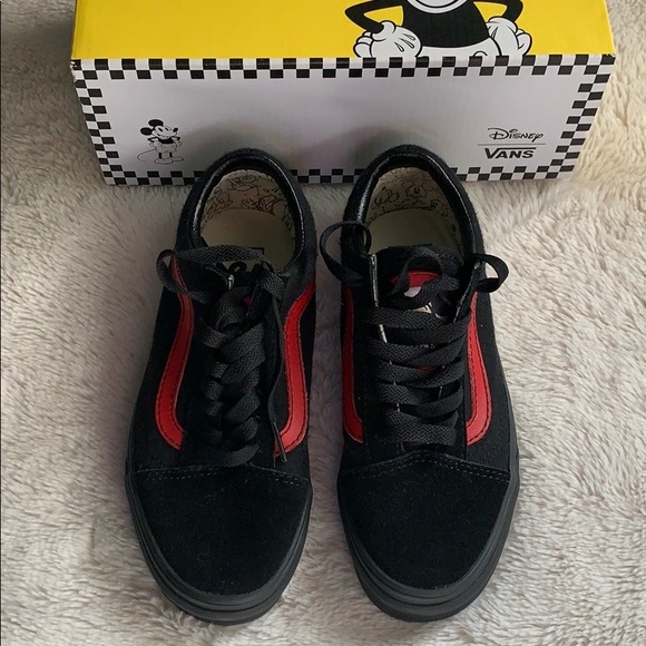 Disney Vans - Picture 1 of 6